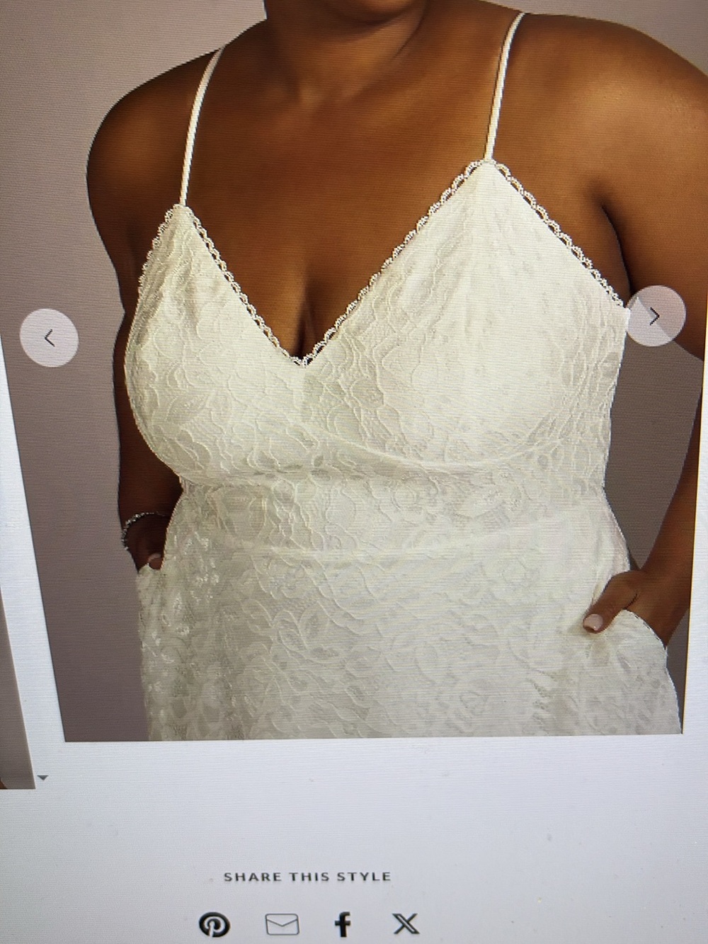 David's Bridal Ivory Lace Spaghetti Strap Wedding Dress